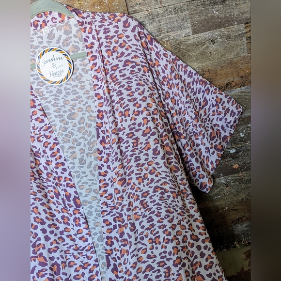 NWT Sunshine and Rodeo Purple Pink Leopard Print Duster Kimono W Side Slits - Picture 3 of 16